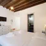 Trident Suite By Buddyrent